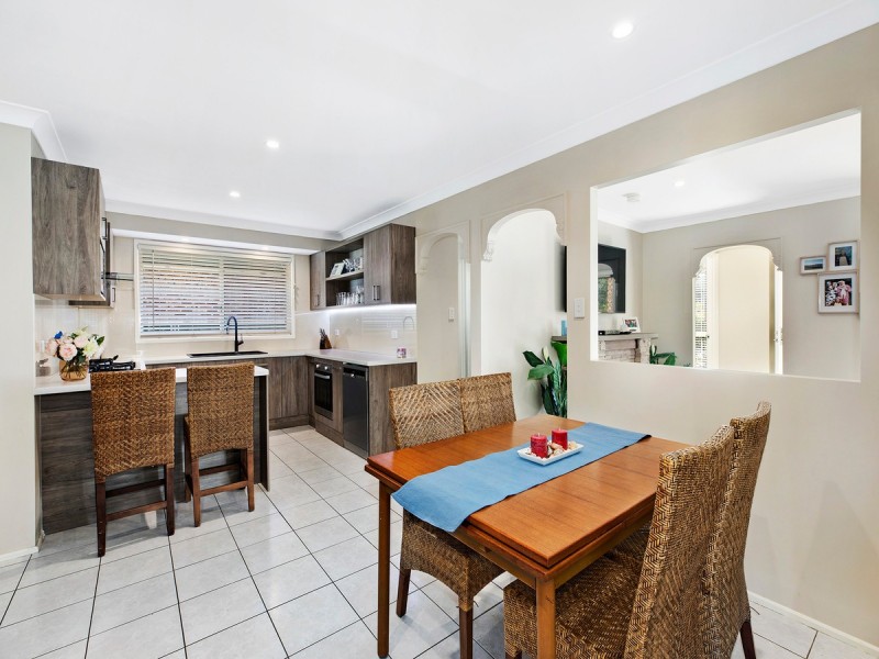 33 Reeves Street, Narara NSW 2250