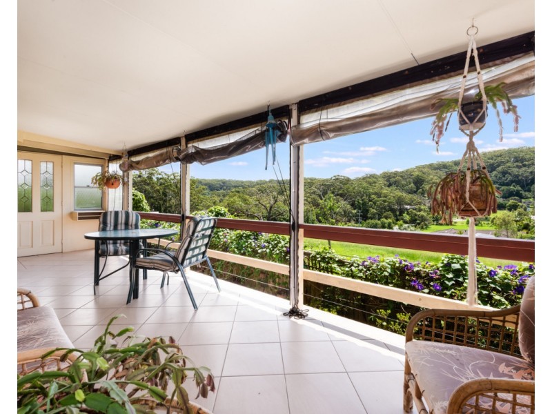 2/693 The Entrance Road, Wamberal NSW 2260