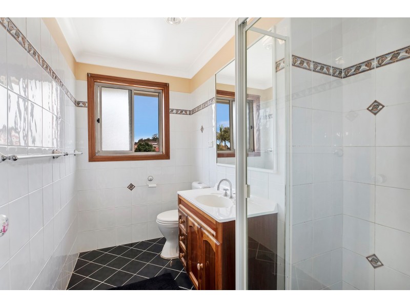 15 Alisa Close, Lake Haven NSW 2263