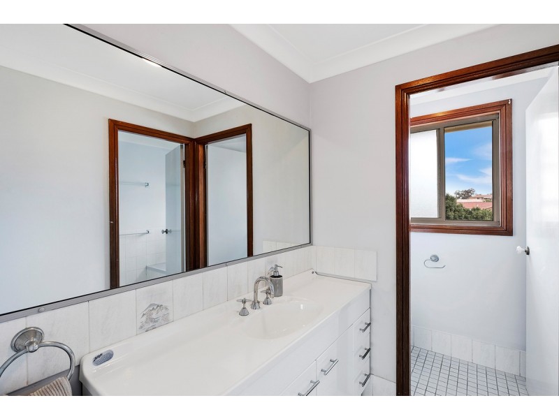 15 Alisa Close, Lake Haven NSW 2263