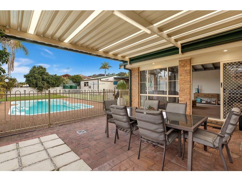 15 Alisa Close, Lake Haven NSW 2263