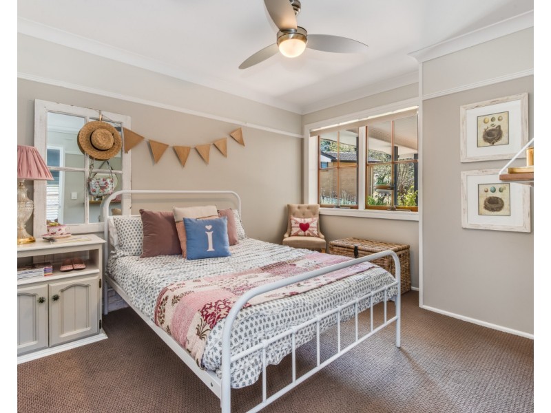 28 Fragar Avenue, Wyoming NSW 2250