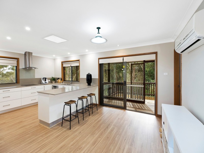 27 South Crescent, North Gosford NSW 2250