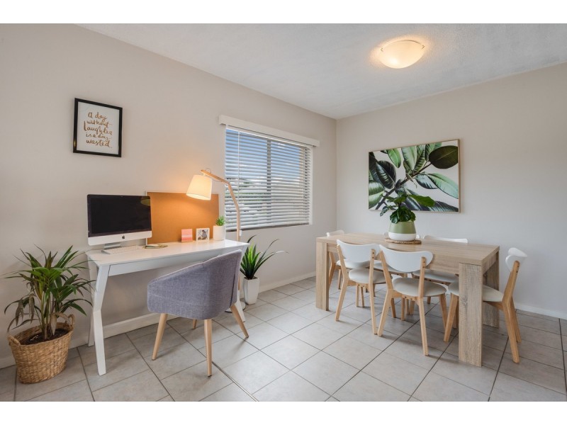 16/138-140 Albany Street, Point Frederick NSW 2250