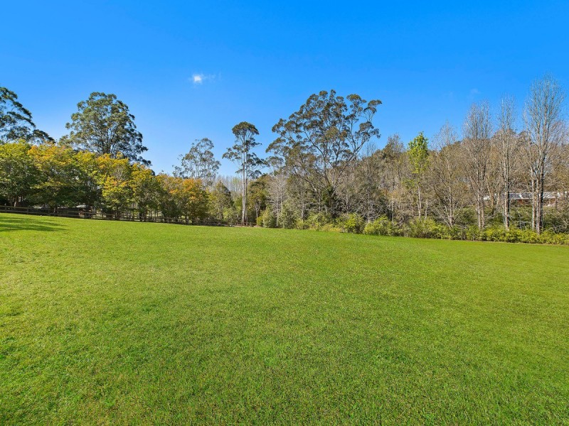 18 Erina Valley Road, Erina NSW 2250