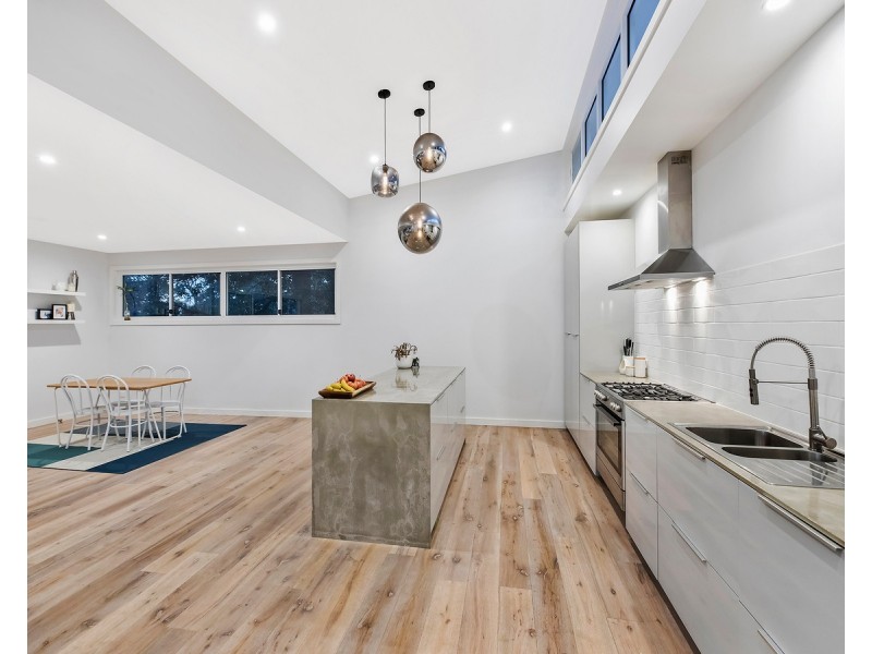 33 Hillcrest Street, Terrigal NSW 2260