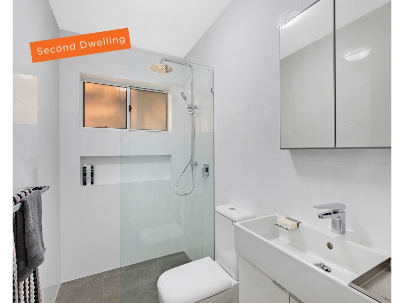 33 Hillcrest Street, Terrigal NSW 2260