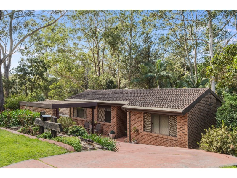 11 Maya Street, Wyoming NSW 2250