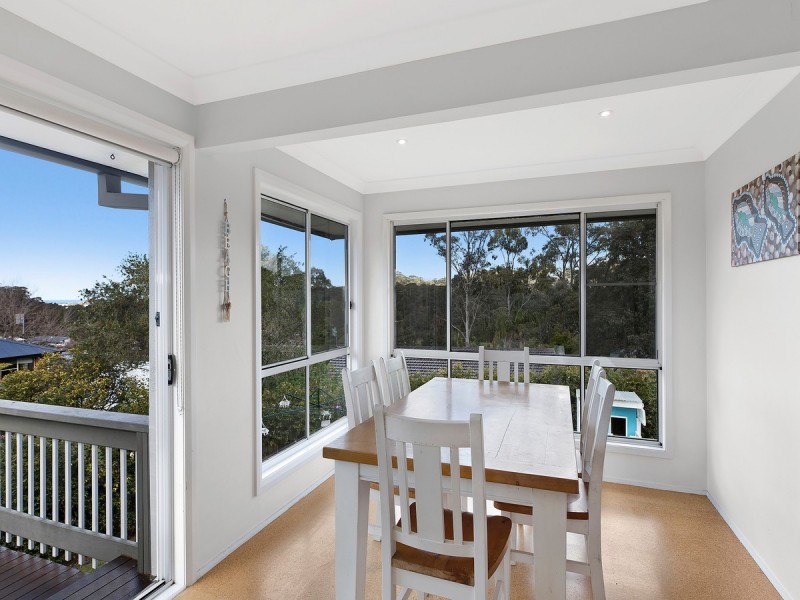124 Old Gosford Road, Wamberal NSW 2260