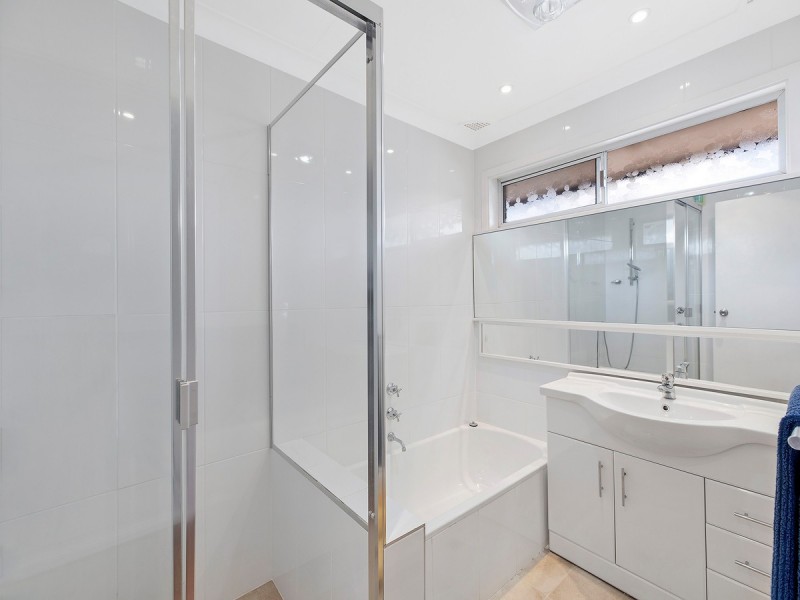 124 Old Gosford Road, Wamberal NSW 2260