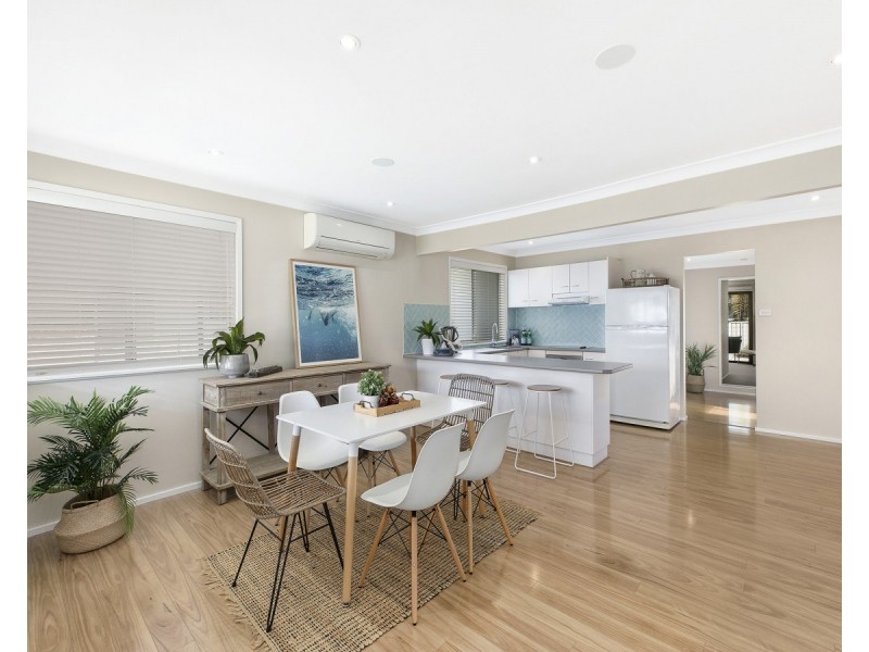 8 Bentley Road, Narara NSW 2250