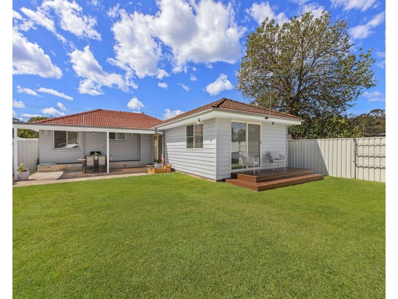 8 Bentley Road, Narara NSW 2250