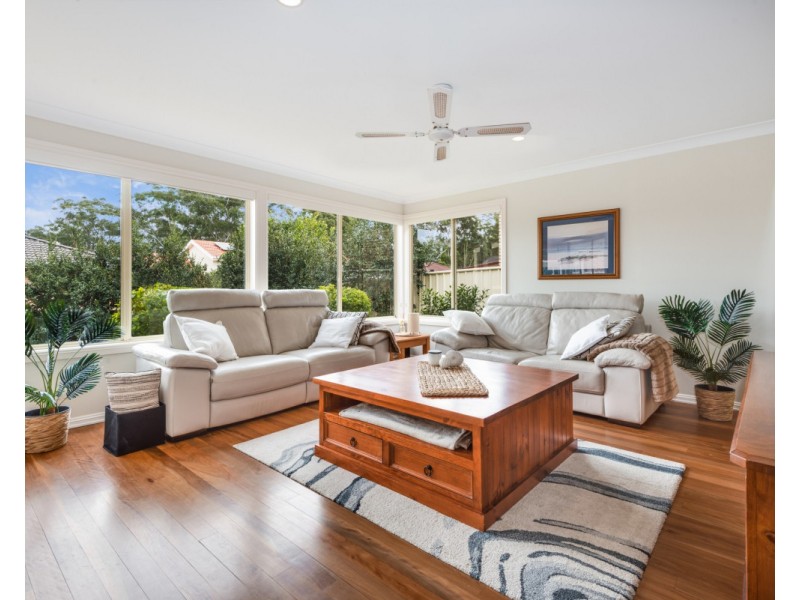 45 Robinia Parade, Springfield NSW 2250