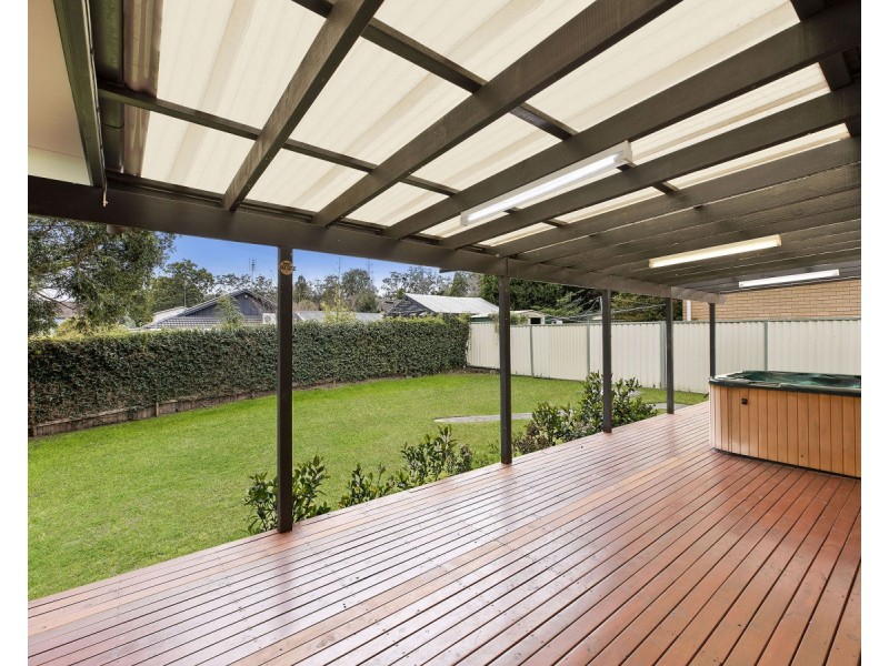 8 Baralga Close, Niagara Park NSW 2250