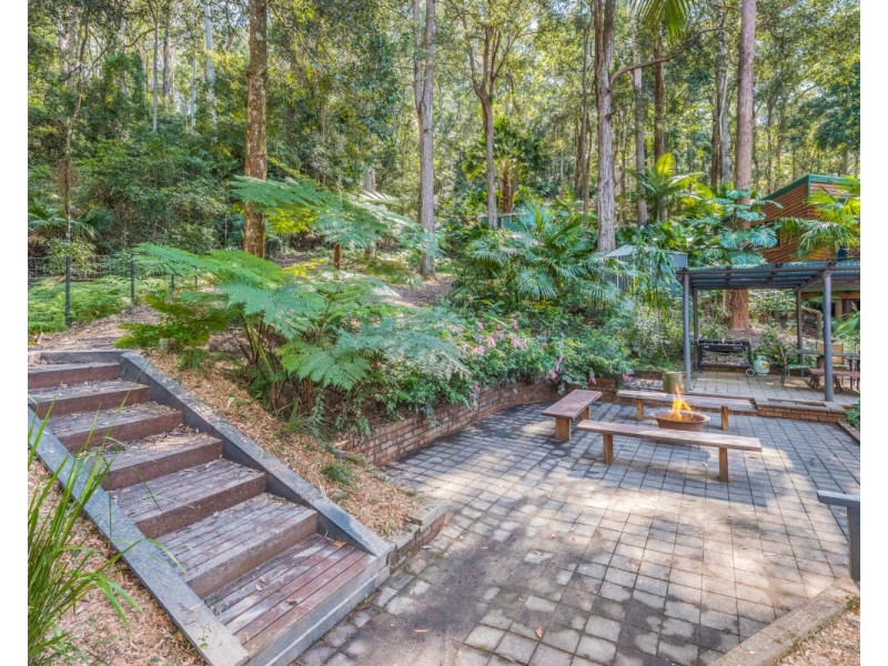 15c Paperbark Close, Wyoming NSW 2250