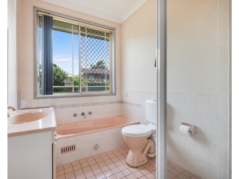 61 Russell Street, East Gosford NSW 2250