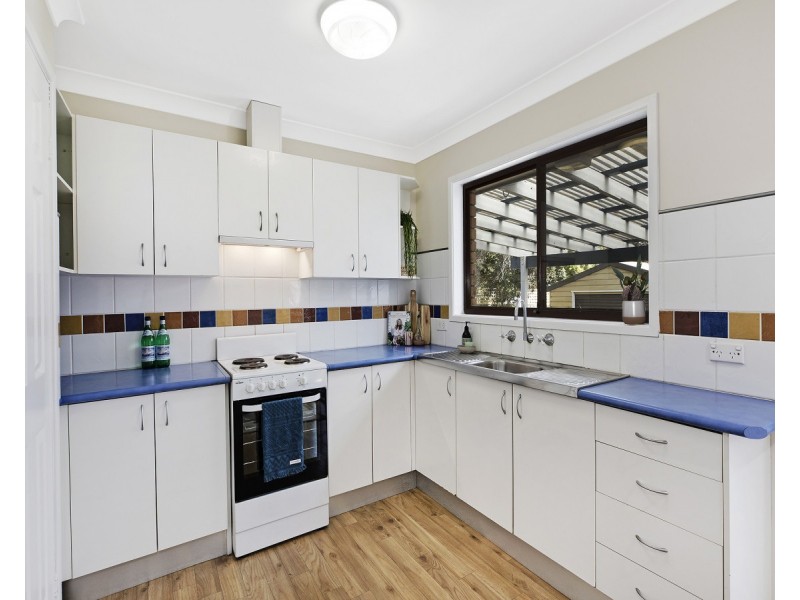84 Playford Road, Killarney Vale NSW 2261