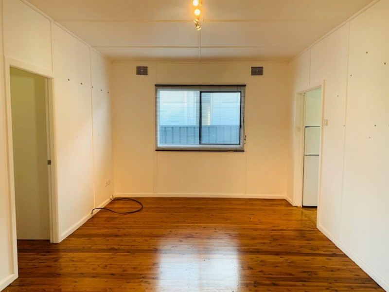 44 Bondi Road, The Entrance North NSW 2261