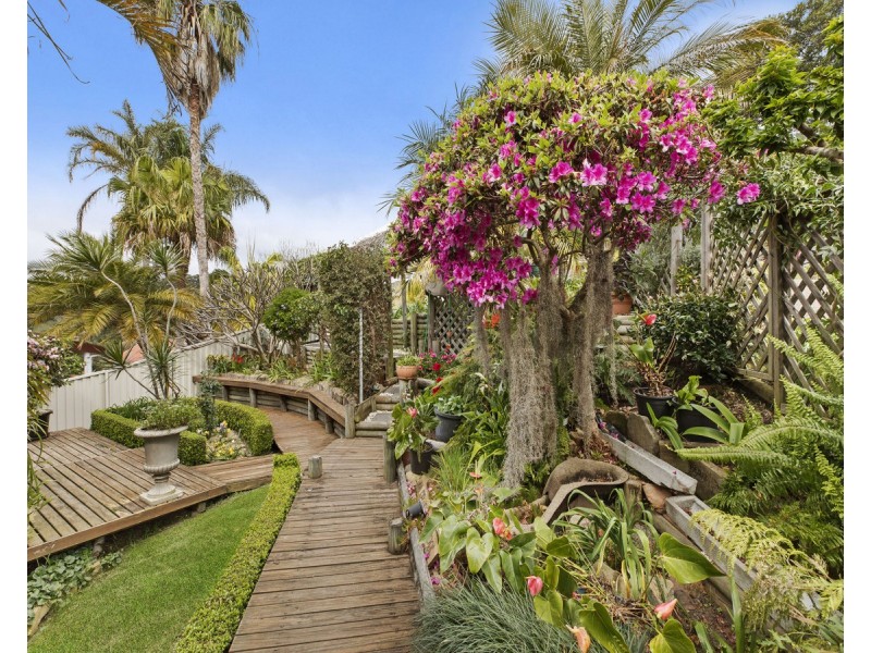 8 Alexander Close, Terrigal NSW 2260