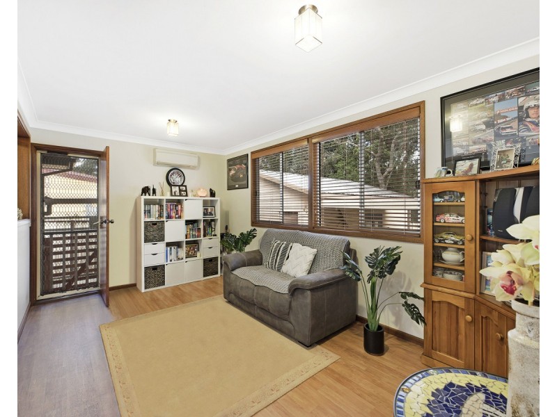 8 Tanunda Close, Narara NSW 2250