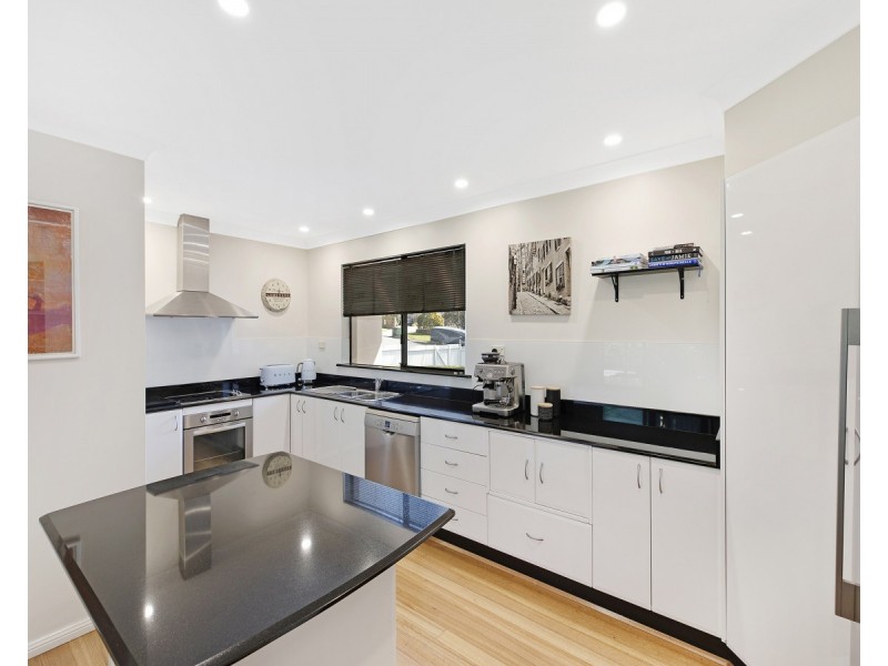 21 Barooga Road, Wamberal NSW 2260