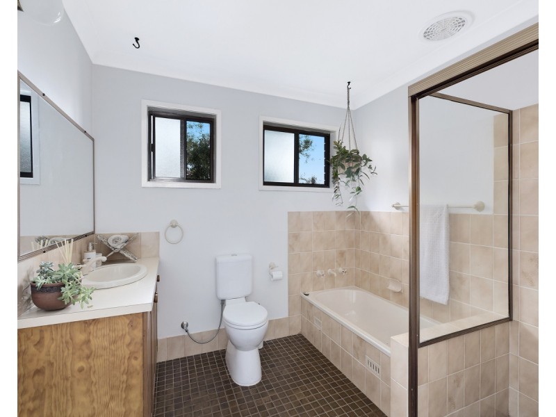 11 Maree Avenue, Terrigal NSW 2260