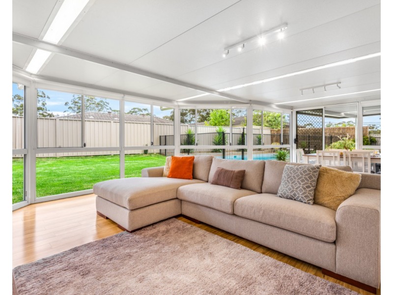 12 Dora Street, Lisarow NSW 2250