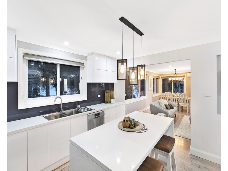 18 Asca Drive, Green Point NSW 2251