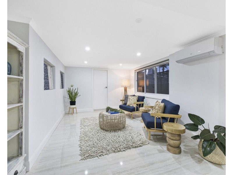 18 Asca Drive, Green Point NSW 2251