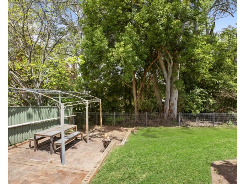 20 Mangrove Road, Narara NSW 2250