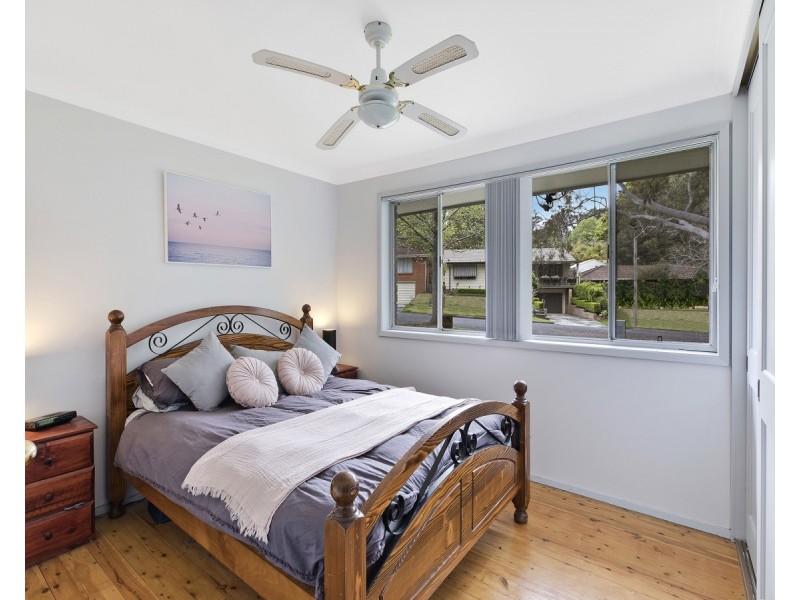 2 Karina Drive, Narara NSW 2250