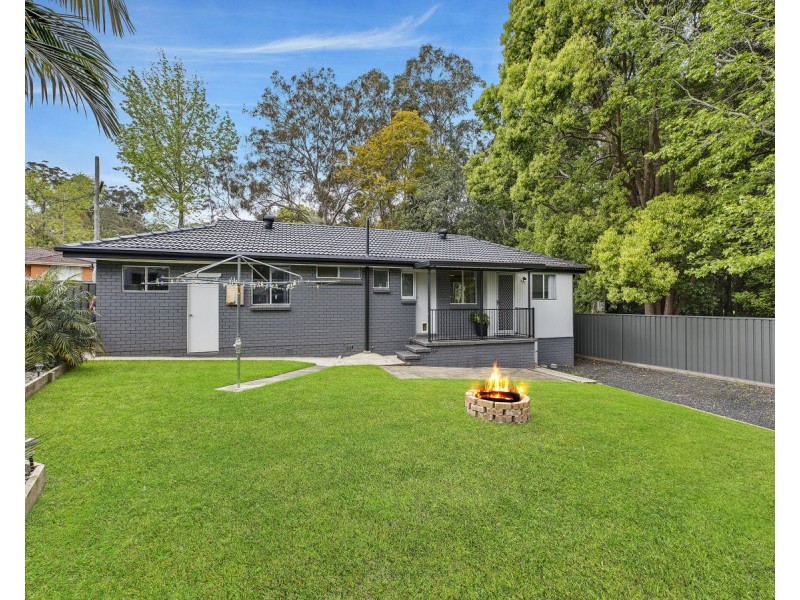 2 Karina Drive, Narara NSW 2250