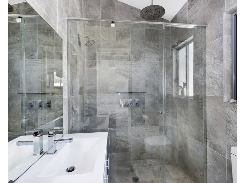 7 Della Close, Narara NSW 2250