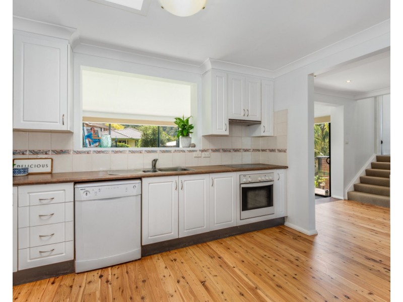 8 Dena Avenue, Narara NSW 2250