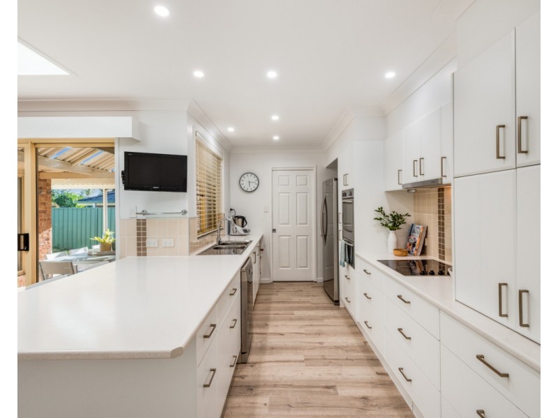 103 Woodview Avenue, Lisarow NSW 2250