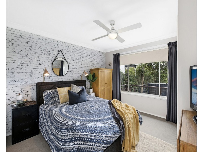 8 Albert Street, Ourimbah NSW 2258