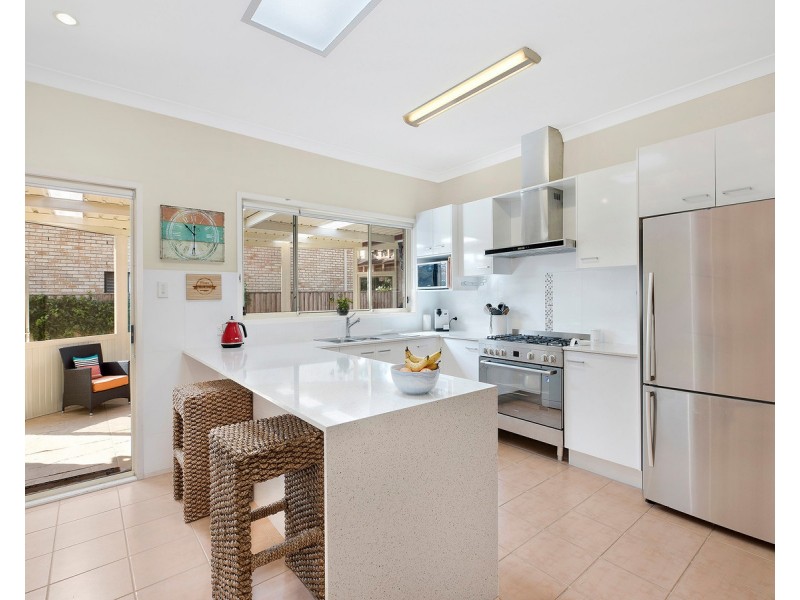 5 Avia Avenue, Erina NSW 2250