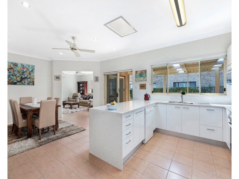 5 Avia Avenue, Erina NSW 2250