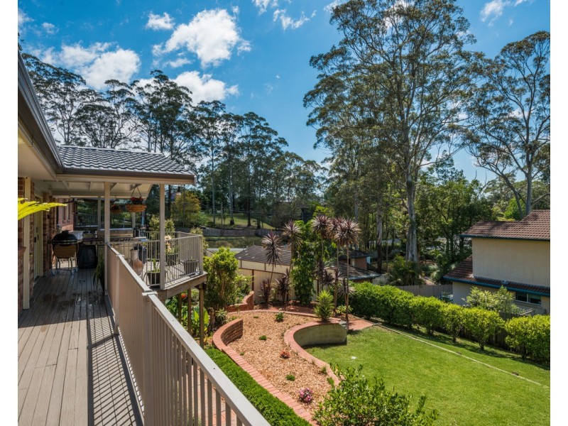 3 Cambourn Drive, Lisarow NSW 2250