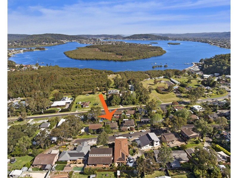 34 Treeview Place, Saratoga NSW 2251