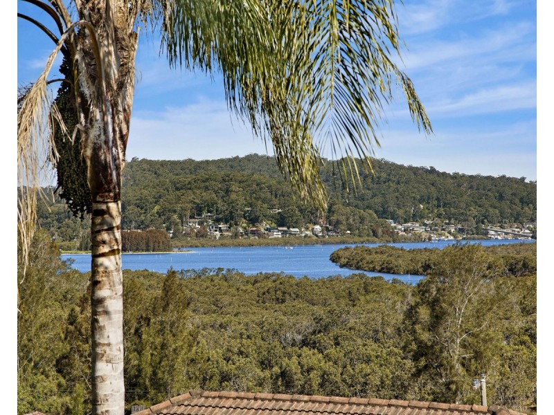 34 Treeview Place, Saratoga NSW 2251