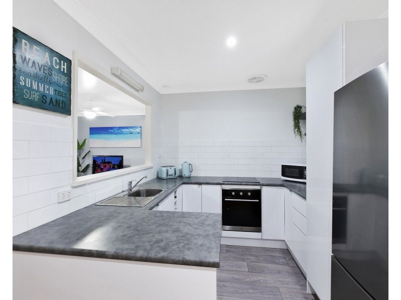 25 Thomas Mitchell Road, Killarney Vale NSW 2261