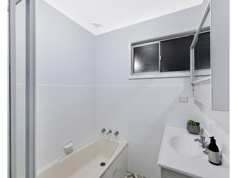 25 Thomas Mitchell Road, Killarney Vale NSW 2261