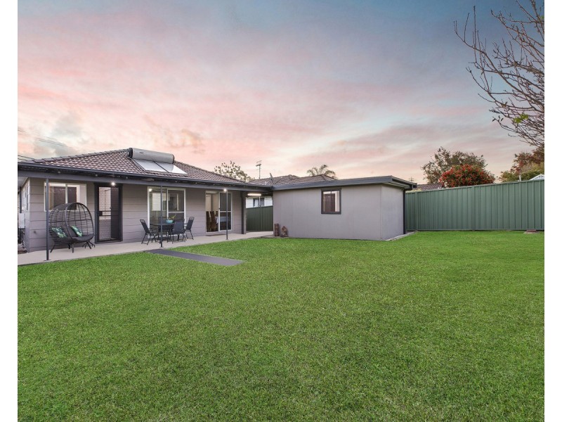 25 Thomas Mitchell Road, Killarney Vale NSW 2261