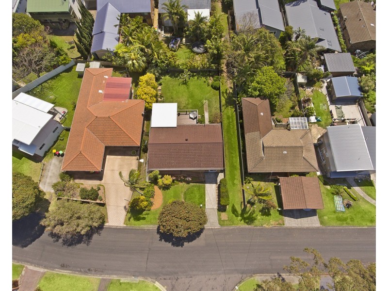 12 Barooga Road, Wamberal NSW 2260