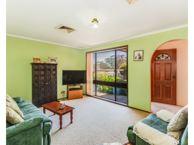 6 Dogwood Close, Wyoming NSW 2250