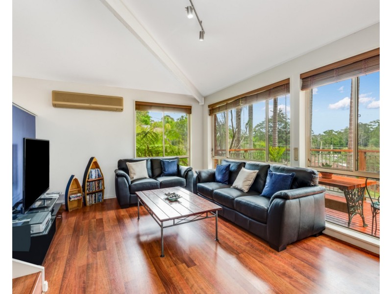 92 Blackbutt Street, Wyoming NSW 2250