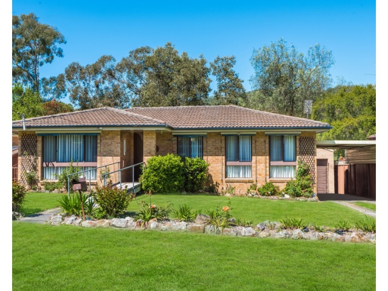 12 Rainforest Road, Wyoming NSW 2250