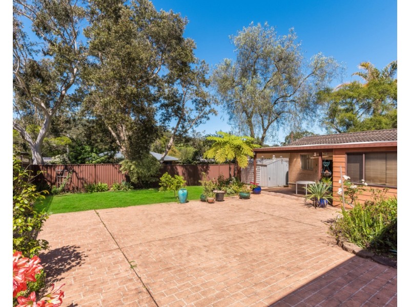 12 Rainforest Road, Wyoming NSW 2250