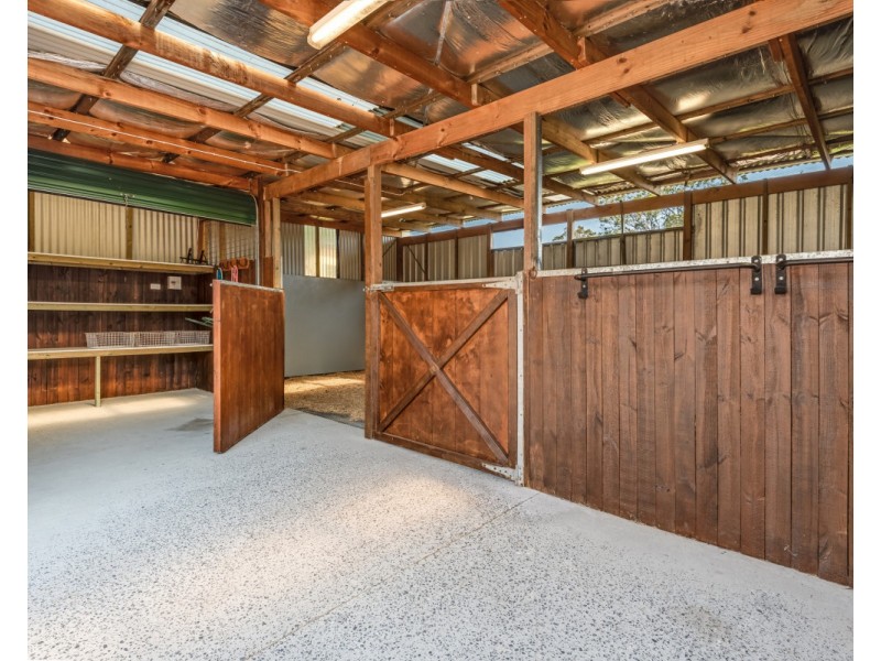 5 Reservoir Road, Ourimbah NSW 2258